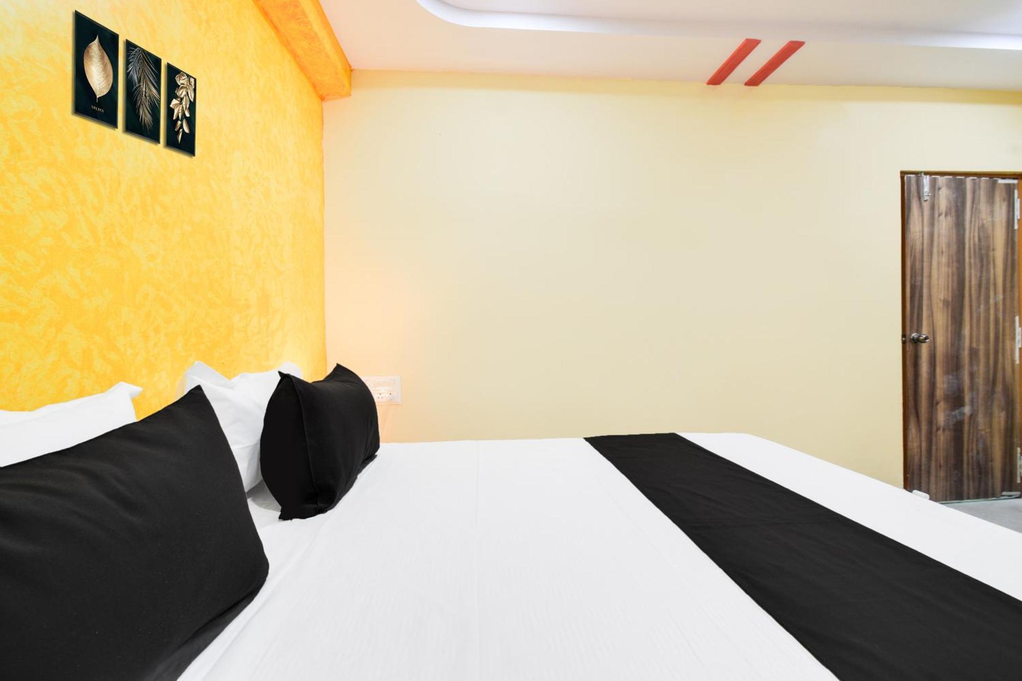 Hotel O Lucky Grand Hyderabad Eksteriør billede
