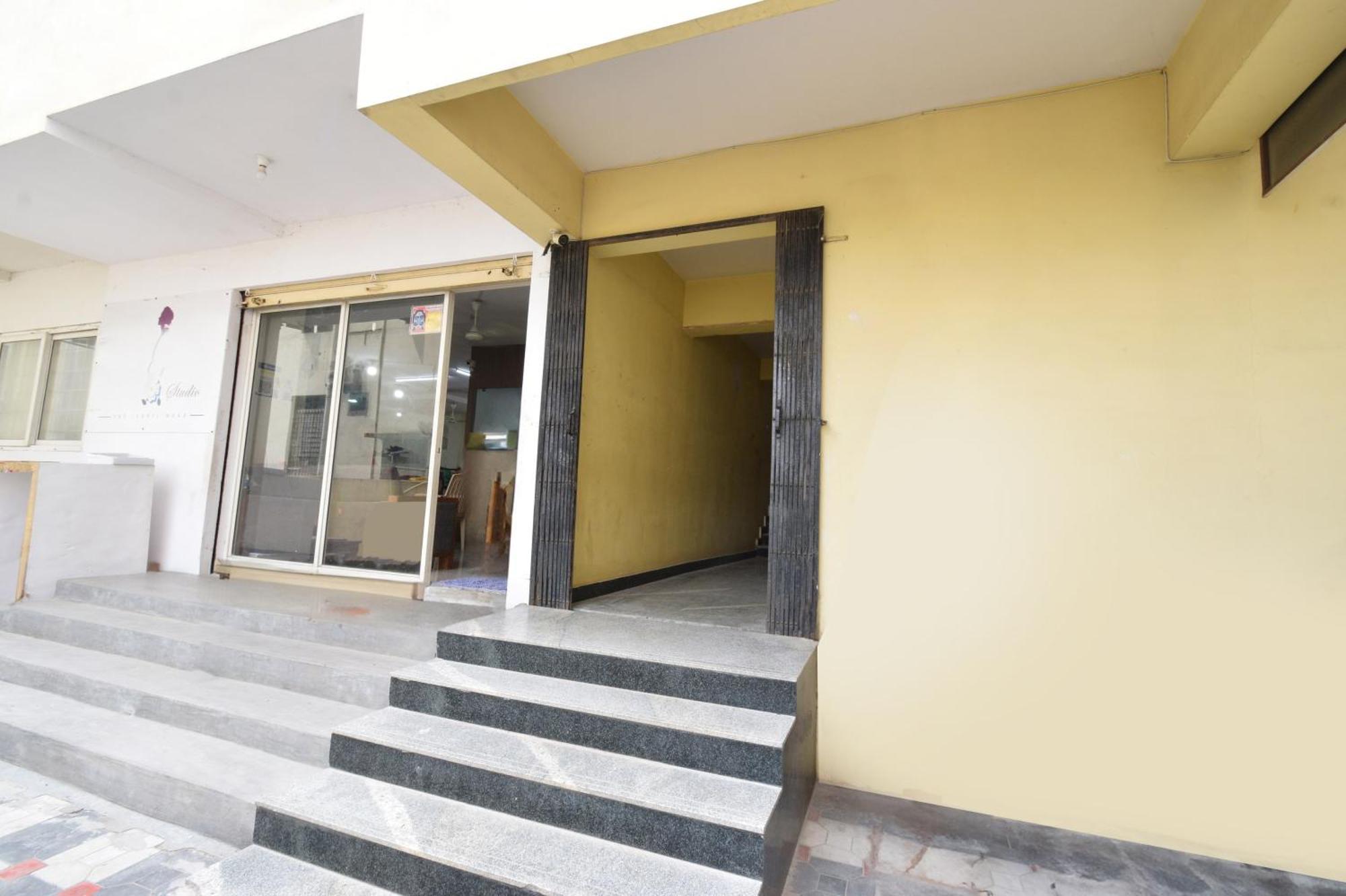 Hotel O Lucky Grand Hyderabad Eksteriør billede